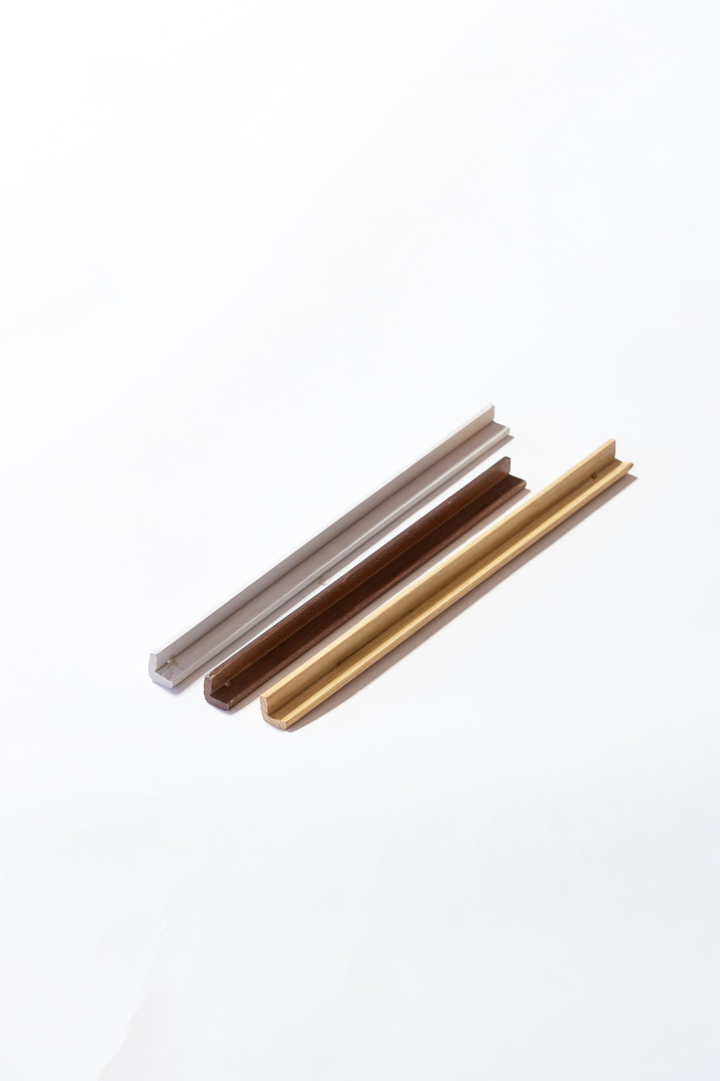 Esquinero NATURAL WM206