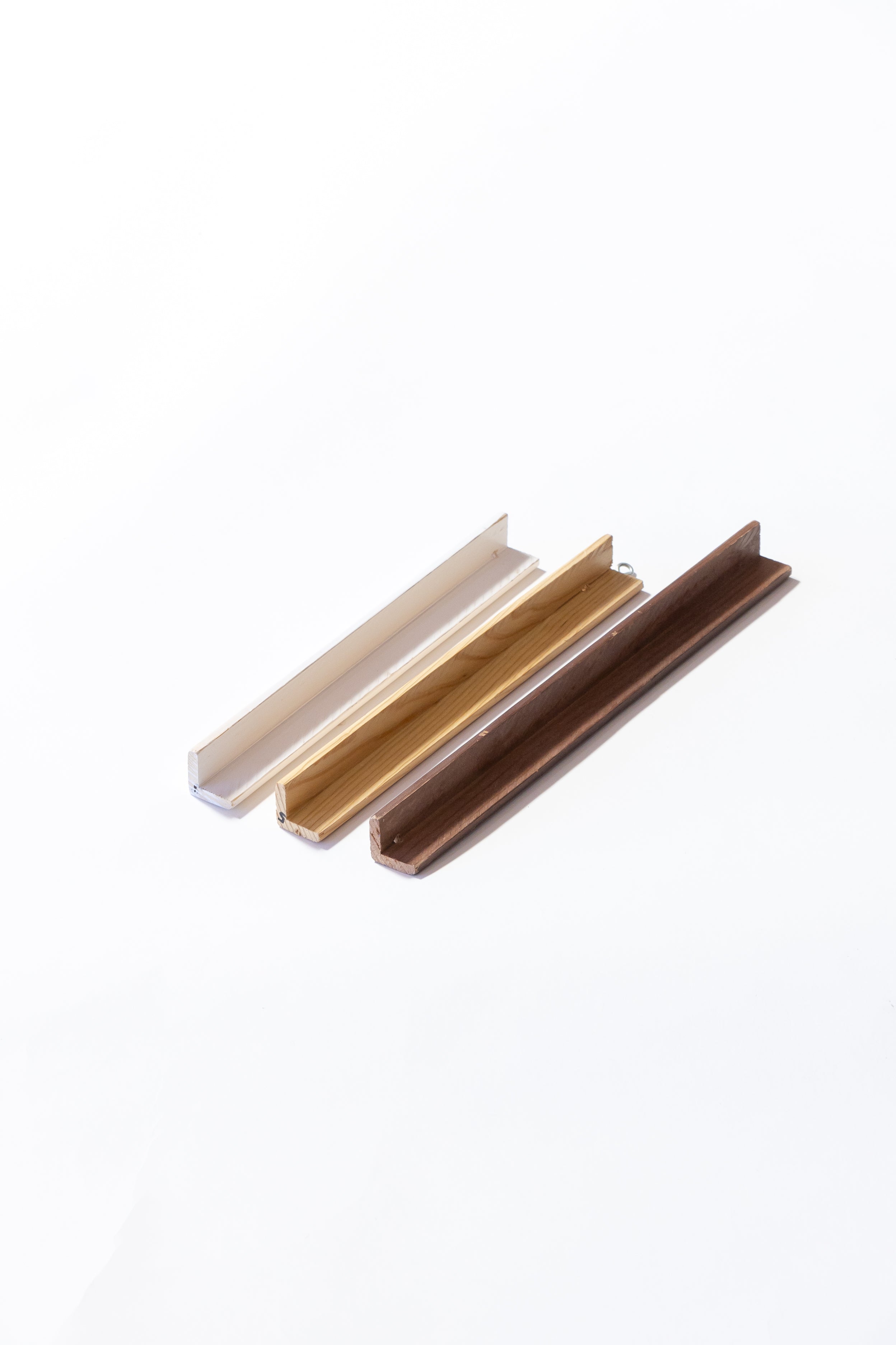 Esquinero NATURAL WM205