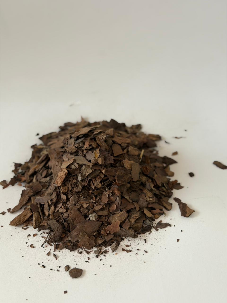 Cáscara de Pino con Tierra – 10 Lts