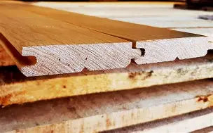 Machimbre de Pino 2.5" x 8 Pies